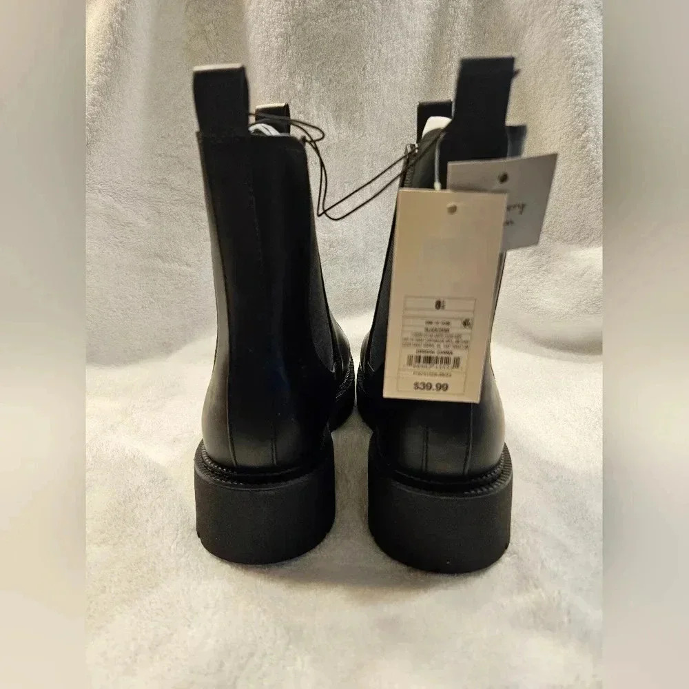 A New Day All Black Slip on leather Mid rise boots - Picture 9 of 9